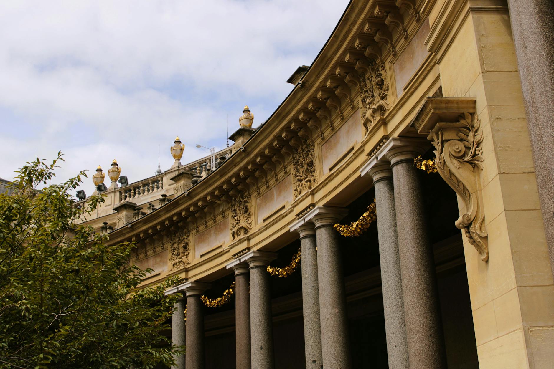 New Orleans, LA featured stay overview